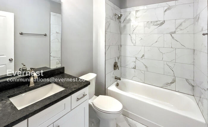 Building Photo - 1063 Montague Pl