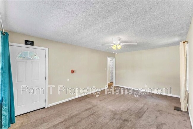 Building Photo - 2019 E 59th St