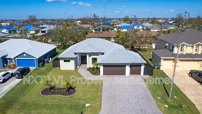 Building Photo - 1925 SW 3rd Terrace