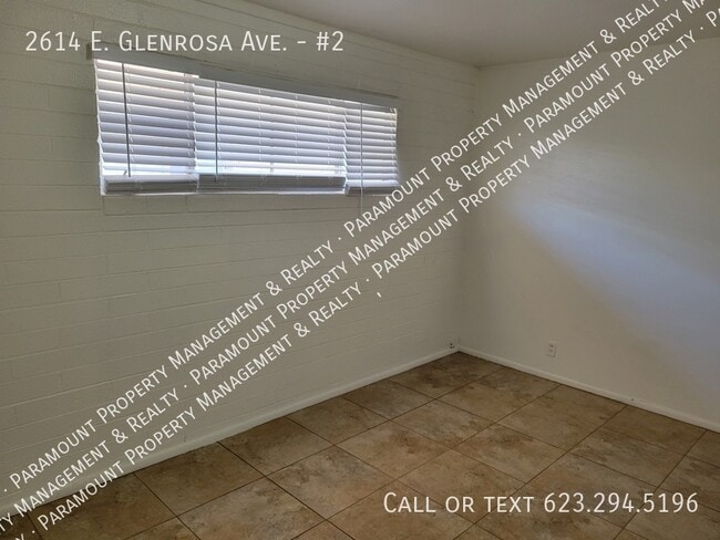 Building Photo - 2614 E Glenrosa Ave