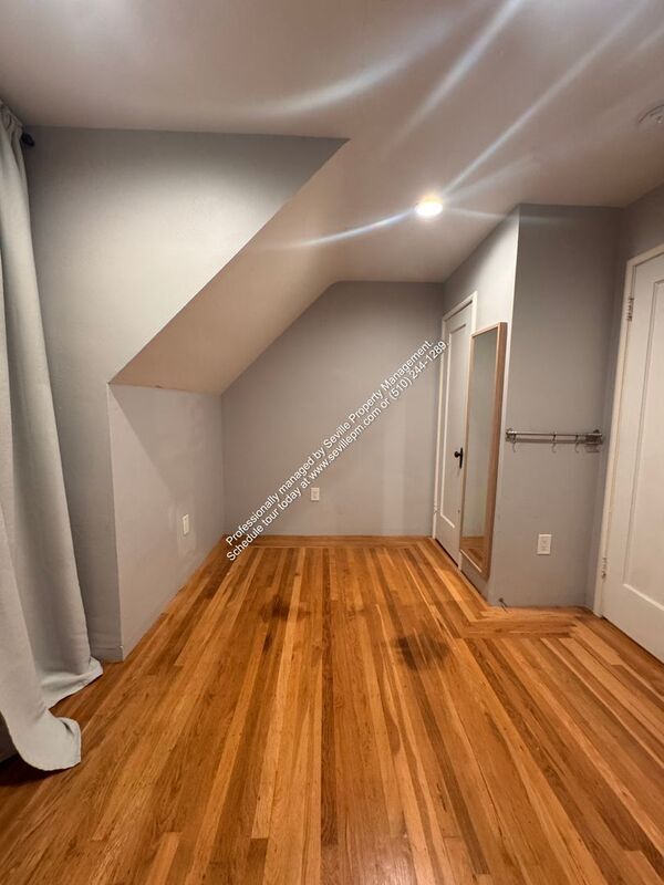 Building Photo - 7850 Crest Ave