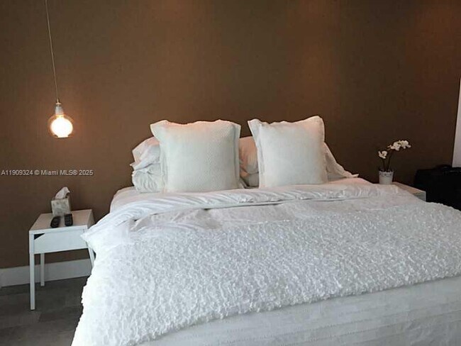 Building Photo - 244 Biscayne Blvd