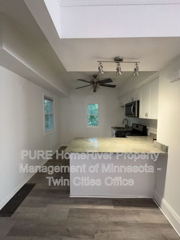 Building Photo - 2407 N 4th St