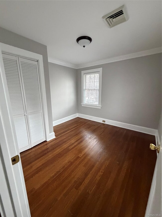 Building Photo - 1230 Hopewell Ave