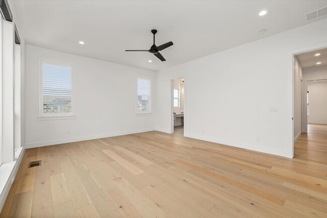 Building Photo - 7786 W Diamond Lk Dr