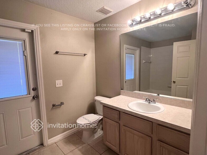 Building Photo - 19213 Starry St