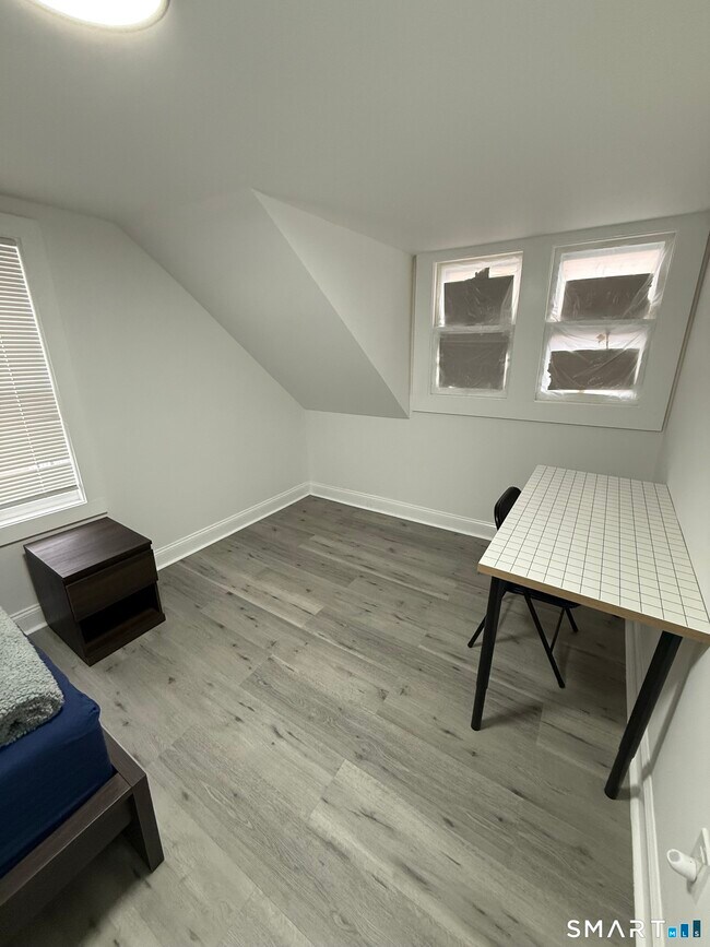 Building Photo - 5 Winthrop St