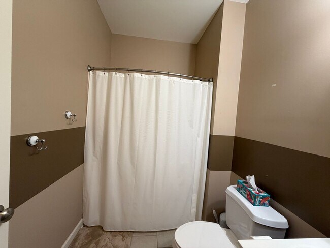 Building Photo - Carolina Lakes Gated Community!!