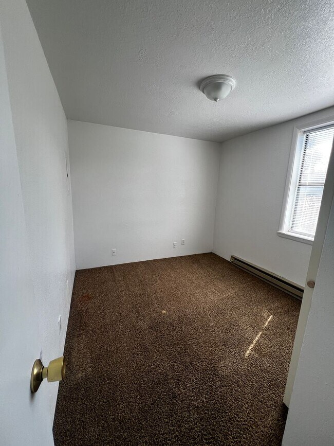 Building Photo - 156-156 McKinley Ave