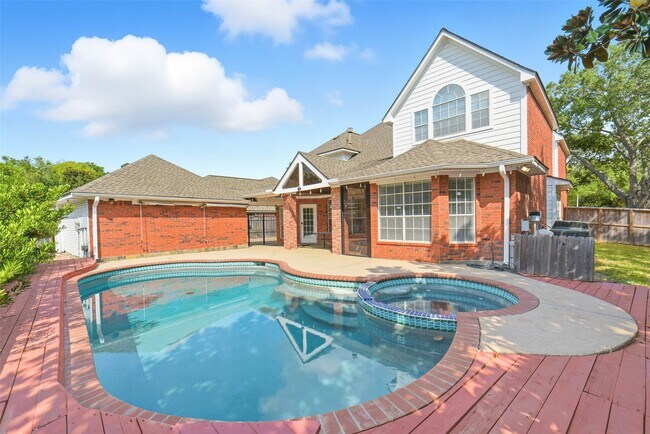 Building Photo - 4003 Bountiful Crest Ln