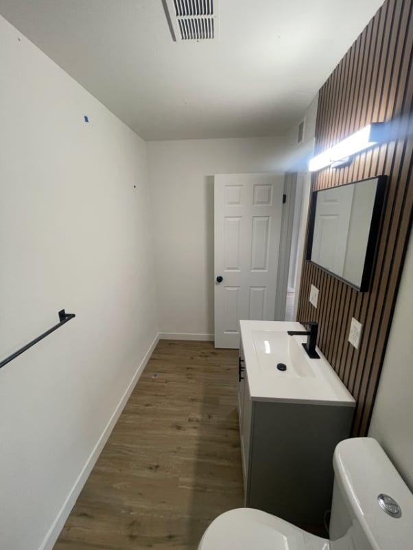 Building Photo - 10762 E Exposition Ave