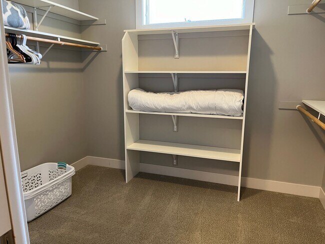 Building Photo - Rochester's Finest Guest Home