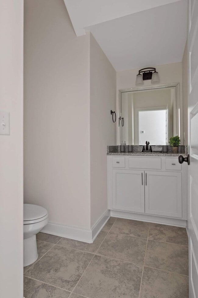 Building Photo - 3319 Old Hickory Blvd