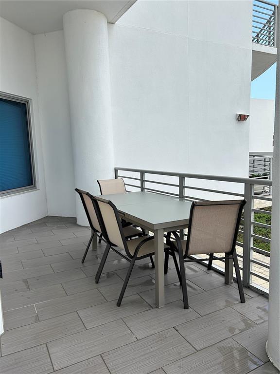 Building Photo - 1209 E Cumberland Ave