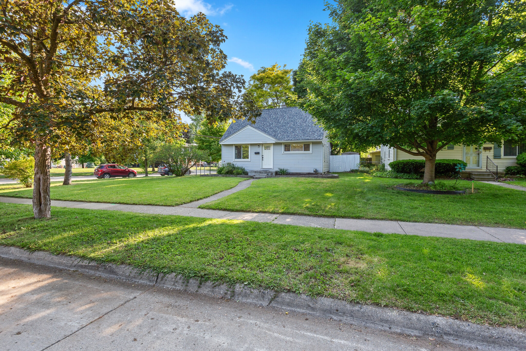 Building Photo - 3403 Woodland Ave