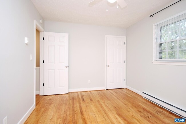 Building Photo - 110 Olinda Dr
