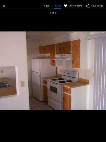 Building Photo - 940 N Palo Verde Blvd