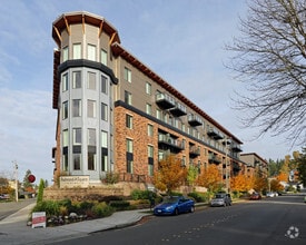 Building Photo - Redmond Square