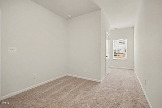 Building Photo - 140 Silver Fir Ln
