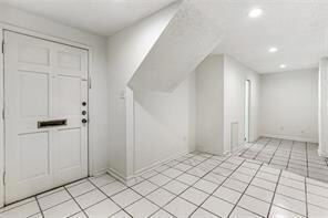 Building Photo - 903 Octavia St