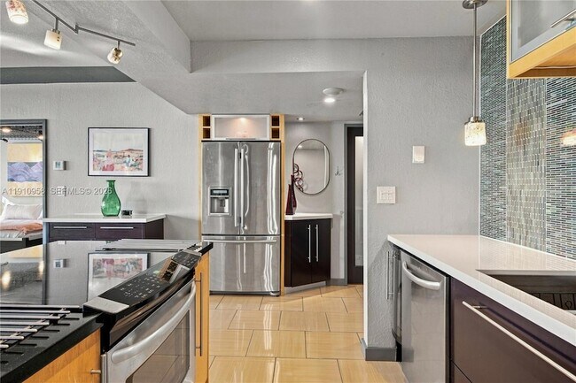 Building Photo - 500 Three Islands Boulevard