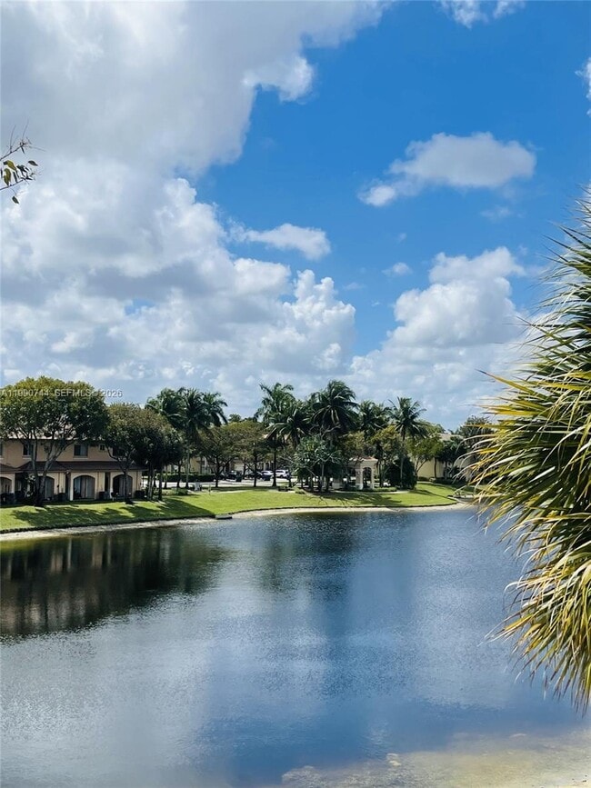 Building Photo - 8344 SW 27th St