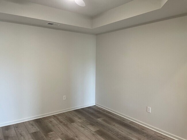 Building Photo - 3023 Cedar Creek Ln