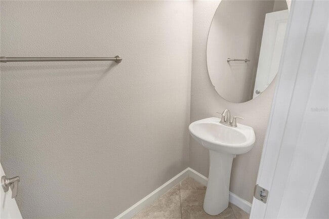 Building Photo - 11954 Cinnamon Fern Dr