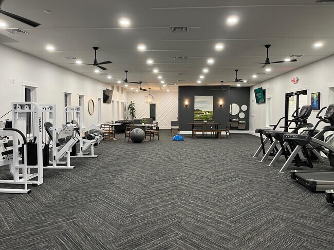 Building Photo - 1363 Landon Hills Dr