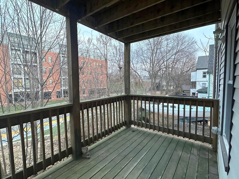 Building Photo - 36 Princeton St