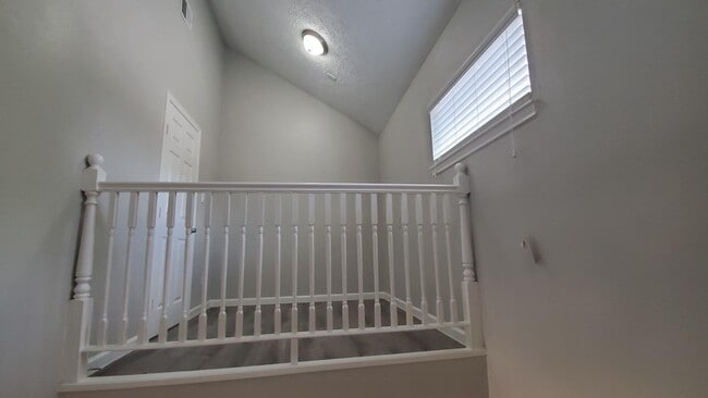 Building Photo - 22102 Calderbrook Dr