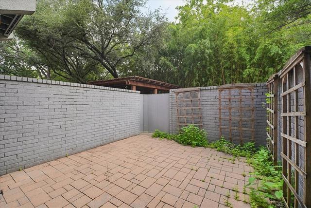 Building Photo - 3618 Gillespie St