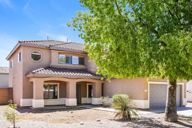 Building Photo - 11011 E Florian Ave