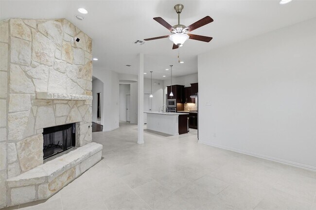 Building Photo - 20805 Rolling Creek Rd