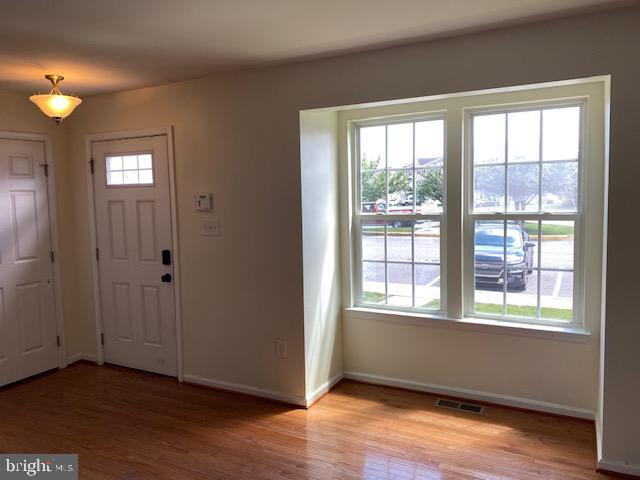 Building Photo - 145 Sandpiper Ct