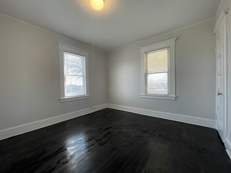 Bedroom 1 - 367 Bishop Ave
