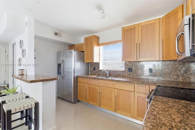 Building Photo - 7680 SW 82nd St