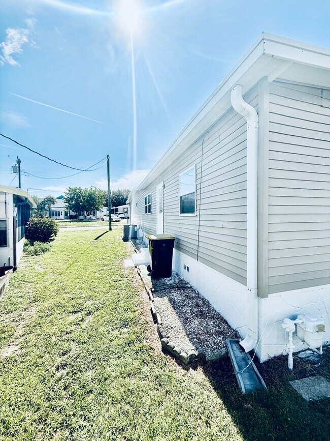 Building Photo - 1419 Turkey Creek Dr NE