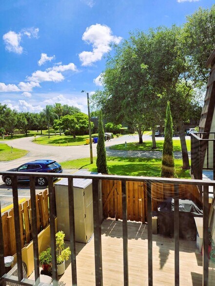 Building Photo - 1570 Forest Lakes Cir