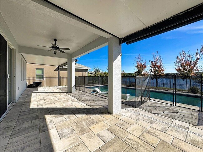 Building Photo - 11939 Satire St