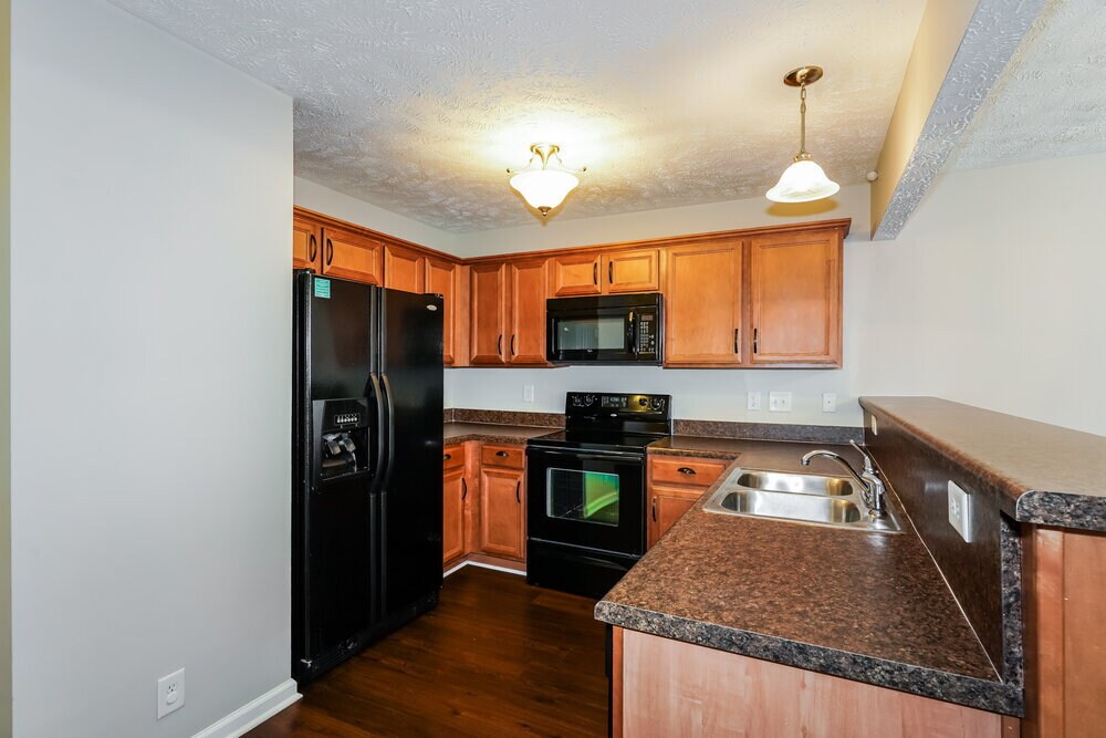 Building Photo - 109 Tulip Grove Point