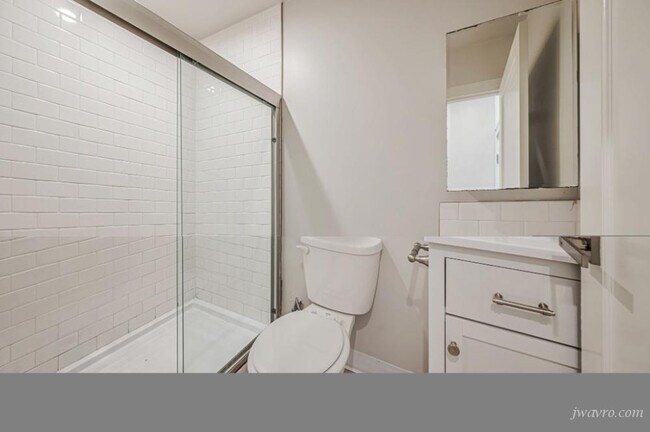 Building Photo - 80 Terra Vista Ave