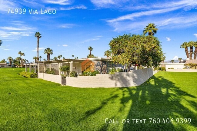 Building Photo - 74939 Vía Lago