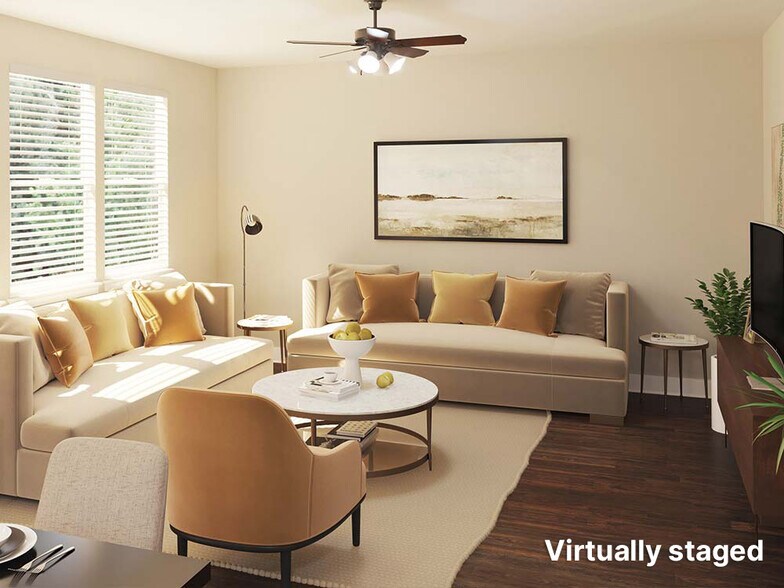 Building Photo - 1011 Island Pond Dr