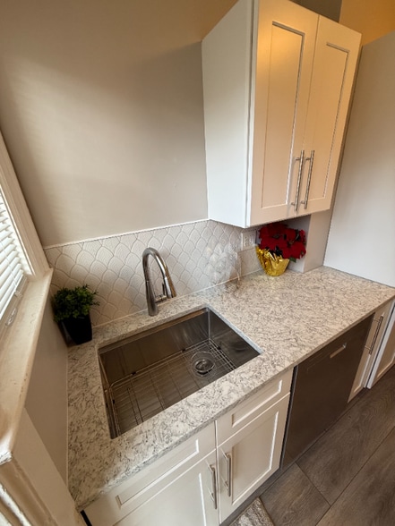 Building Photo - 3919 Beech St