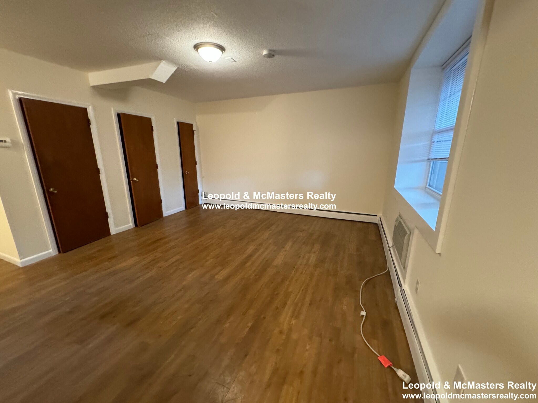 Building Photo - 2016 Commonwealth Ave