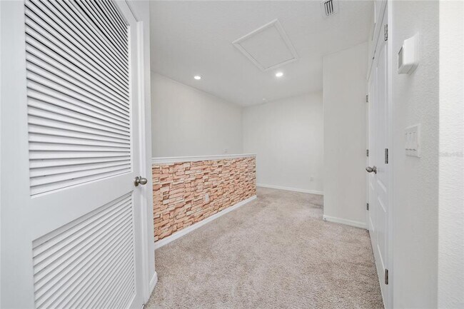 Building Photo - 9052 Wildflower Ln