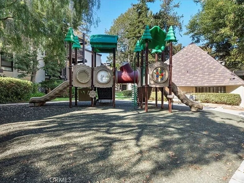 Building Photo - 7765 W 91st St