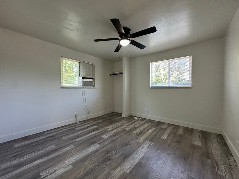 Building Photo - 1340 S 200 E
