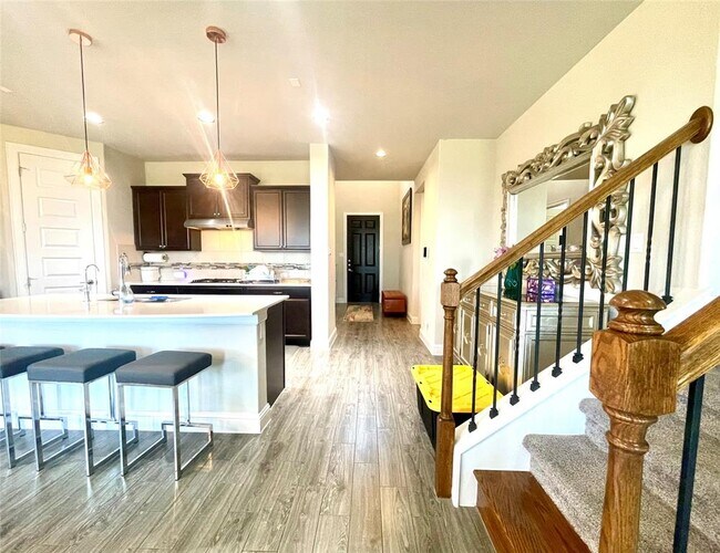 Building Photo - 6829 Brindisi Pl